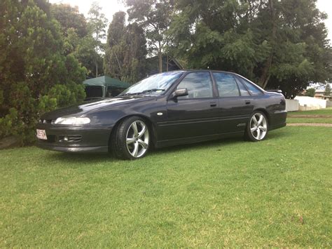 Holden Commodore SS VR - specs, photos, videos and more on TopWorldAuto