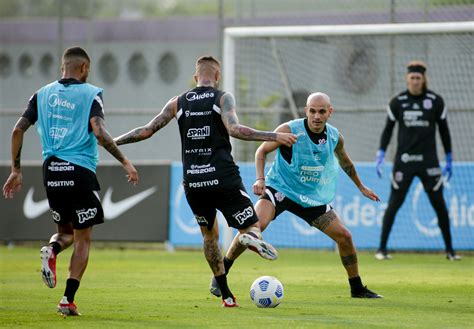 Corinthians se reapresenta e inicia preparação para enfrentar o Sport