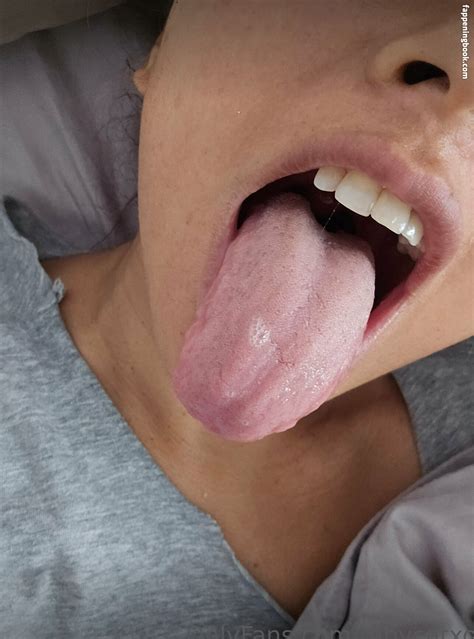 Tongue Queen Nude OnlyFans Leaks Yes Porn Pic