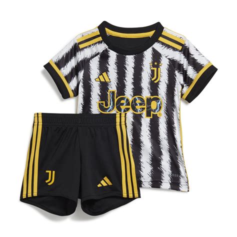 Tenue B B Juventus Domicile Sur Foot Fr