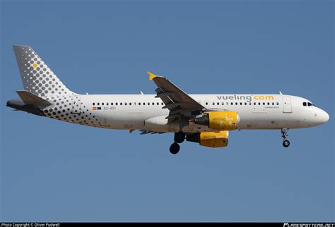 Ec Kfi Vueling Airbus A Photo By Oliver Pudwell Id