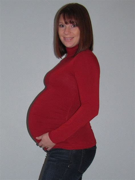 35 Week Baby Bump - All Things G&D