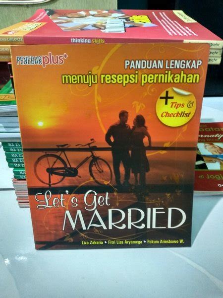 Jual BUKU LETS GET MARRIED PANDUAN LENGKAP MENUJU PERNIKAHAN Di Lapak