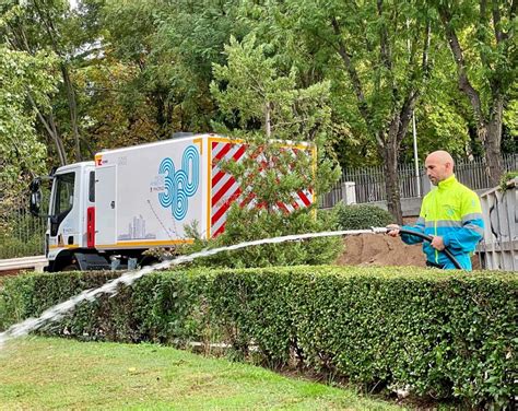 Dos Nuevas Cisternas De Riego Prestan Servicios En Parques Y Jardines