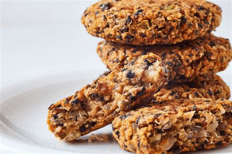 Oatmeal Raisin Protein Bars Protein Bars