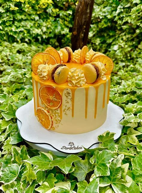 Orange cake - Decorated Cake by DaraCakes - CakesDecor