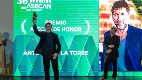 Te Estoy Amando Locamente Se Impone En Los Premios Asecan