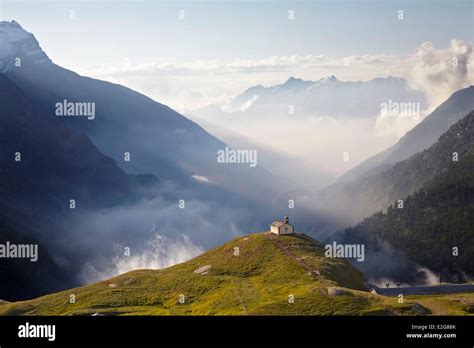 Madonna Della Neve Hi Res Stock Photography And Images Alamy