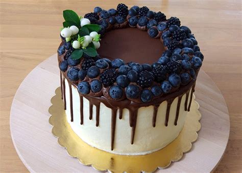 Jak zrobić tort w stylu drip cake Słodki Blog Torte