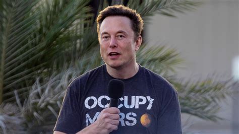 Elon Musk Reveals That He Has Officially Bought Twitter