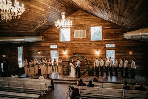 5 INCREDIBLE BARN WEDDING VENUES IN WISCONSIN Wisconsin Wedding