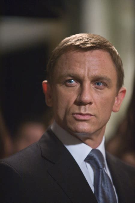 Daniel Craig Quantum Of Solace Suit