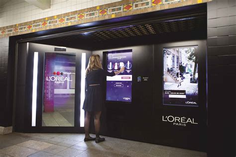 Lessor Des Miroirs Intelligents Dans Le Retail Digital Instore