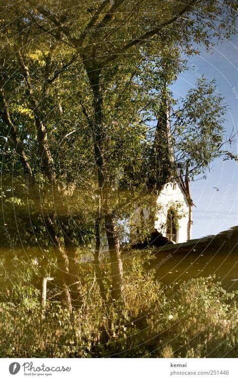 Chamans Lz Kirche Im Wasser Ein Lizenzfreies Stock Foto Von