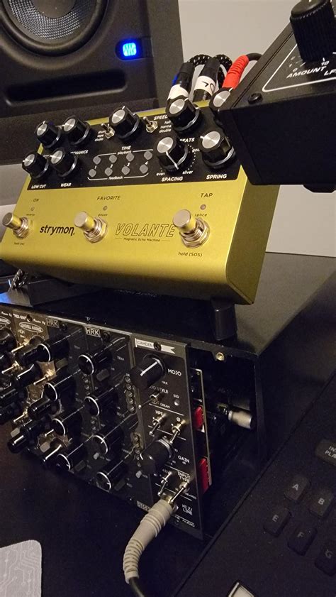 good inexpensive stand for effects pedals : r/synthesizers