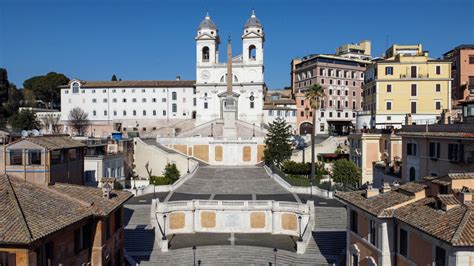 Stop alle auto sulla scalinata di Trinità dei Monti Arriveranno i