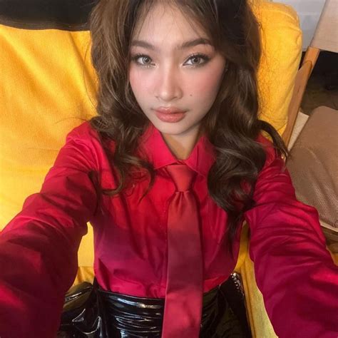 Pin By Jacey On Bini Colet In 2024 Pretty Brunette Pretty Selfies