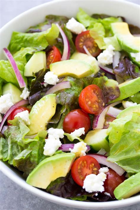 This Simple Green Salad Recipe Is Quick And Easy To Make Using Just A Few Ingredients It S The