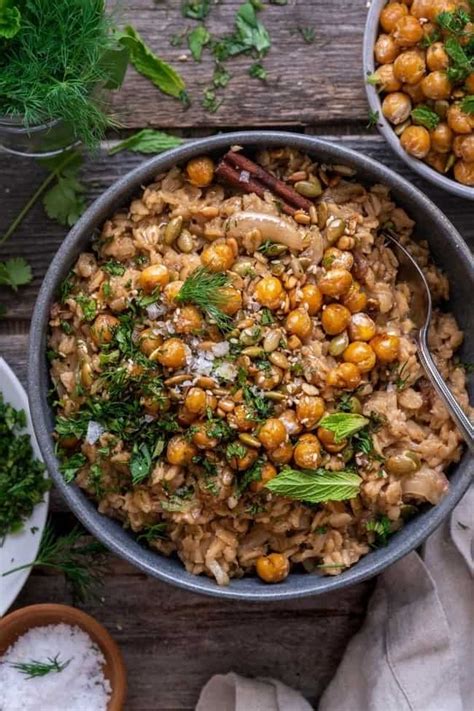 20 Delicious Vegan Savory Oatmeal Recipes For Breakfast