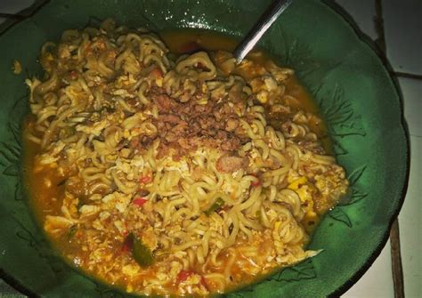 Resep Indomie goreng kuah pedas oleh Reni Marliani - Cookpad