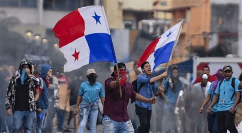 Gobierno de Panamá convocó mesa de diálogo en medio de protestas