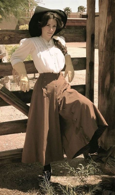 Pin By Елена On Стиль Style Wild West Outfits Western Outfits Women