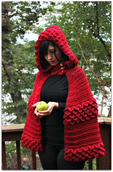 Crochet Hooded Cape – 101 Crochet Patterns