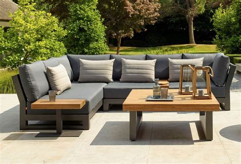 Garden Furniture Sale – Hayes Garden World