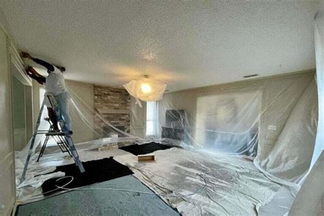 Accidentally got paint on popcorn ceiling [Solved] – The Paint Facts