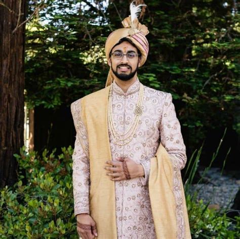 An Indian Groom’s Turban Tales – All You Need to Know