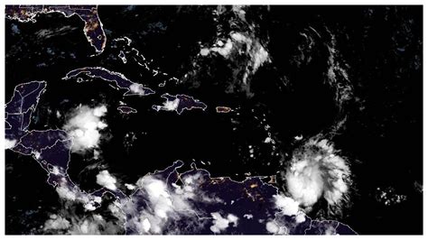 Onda tropical avanza por el Atlántico qué le espera a Florida