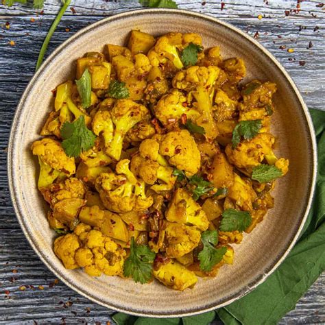 Aloo Gobi Recipe Indian Spiced Potato And Cauliflower Chili Pepper