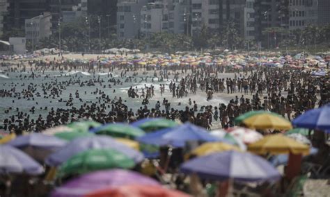 Praias Ficam Lotadas Em Domingo De Graus No Rio E Cariocas Ignoram