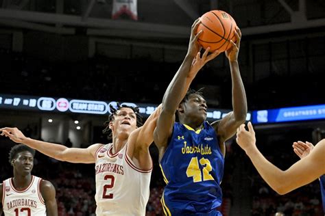 Why SDSU basketball's Eric Henderson remains upbeat despite slow start