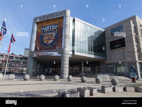 Cleveland Cavaliers Arena High Resolution Stock Photography and Images ...