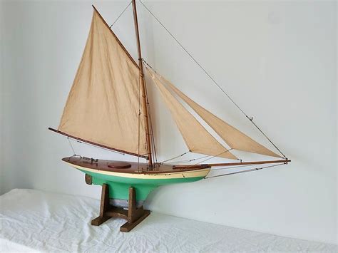 Pin By Eric Turgeon On Non Connus Yacht Model Sailboat Pond