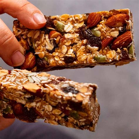 Chewy muesli bars (granola bars) | RecipeTin Eats