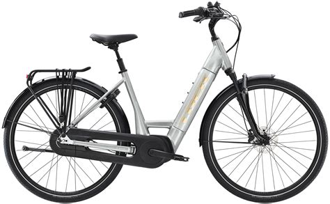 Trek District 8 Lowstep 500W Beyond Bikes