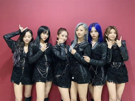 드림캐쳐 Dreamcatcher on X Backless homecoming dresses Dream catcher