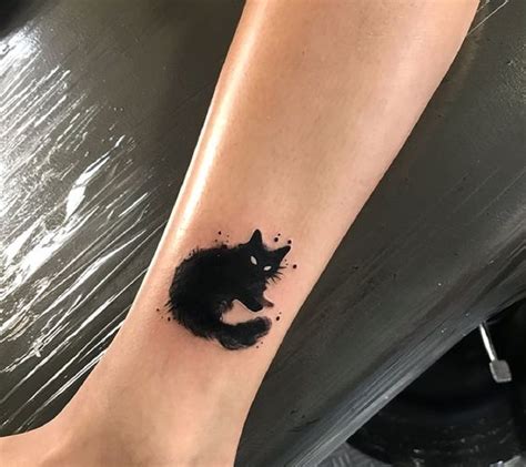 Tatuajes De Gatos Negros Significado Tipos Ideas Y Más Tatuantes