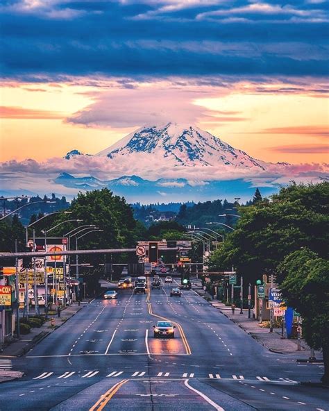 Beautiful Mount Rainier Washington - Photorator