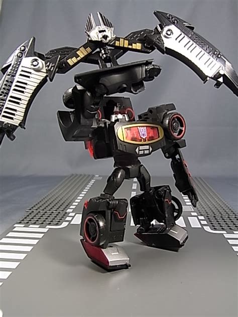 Takara Tomy Animated Blazing Lockdown And Electrostatic Soundwave