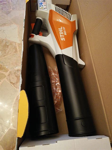 Stihl Set Soffiatore Per Foglie Bga Con Batteria Ak E Caricatore