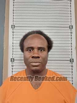 Recent Booking Mugshot For SAMMY TERRELL MCKINNEY In Scott County