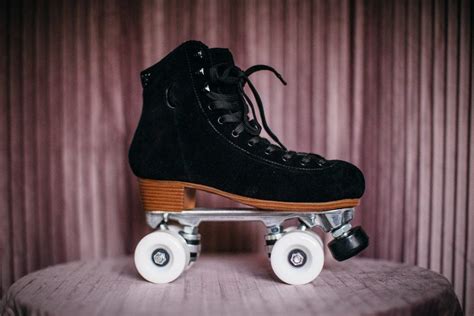 Moonlight Roller: How to create Roller Skates - Dogdays Magazine