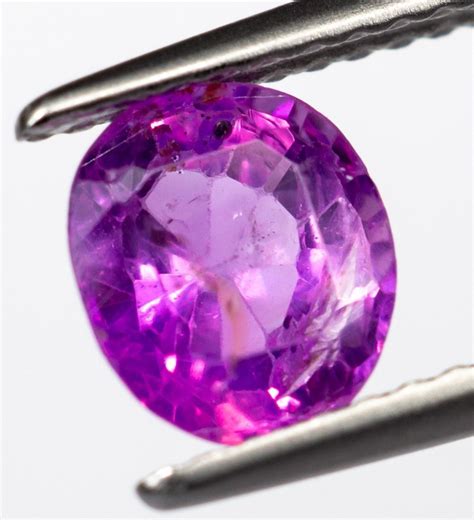 No Reserve Intense Vivid Purplish Pink Sapphire 1 20 Ct Catawiki