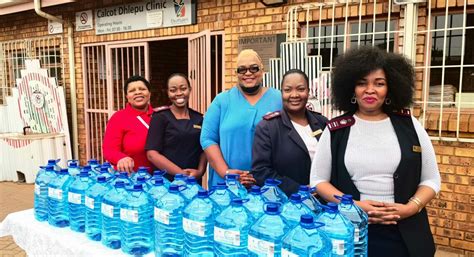 Mmc Donates Water Bottles To Alleviate Interruption At Tsakane Clinic