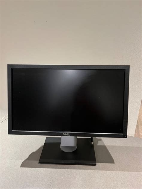 Drehbarer Monitor 215 Dell Ultrasharp U2211h Kaufen Auf Ricardo