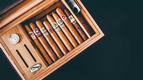 Smoke 101: Know the Parts of a Premium Cigar | Cigar Stud