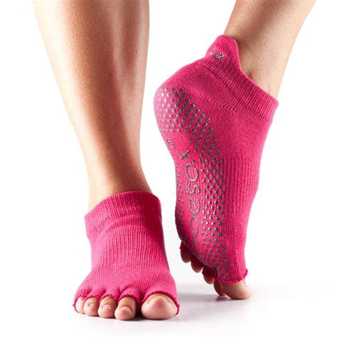 Toesox Half Toe Low Rise Grip Socks